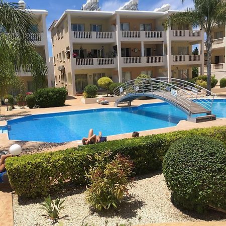 Appartement Diana Gardens à Paphos Extérieur photo