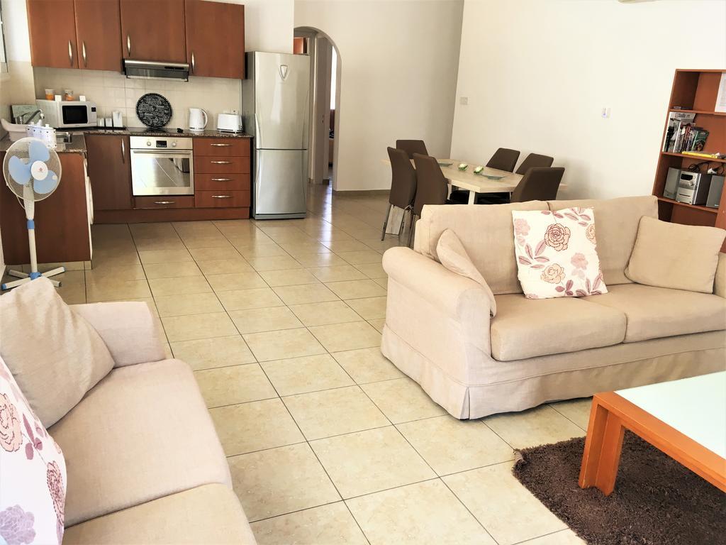Appartement Diana Gardens à Paphos Extérieur photo