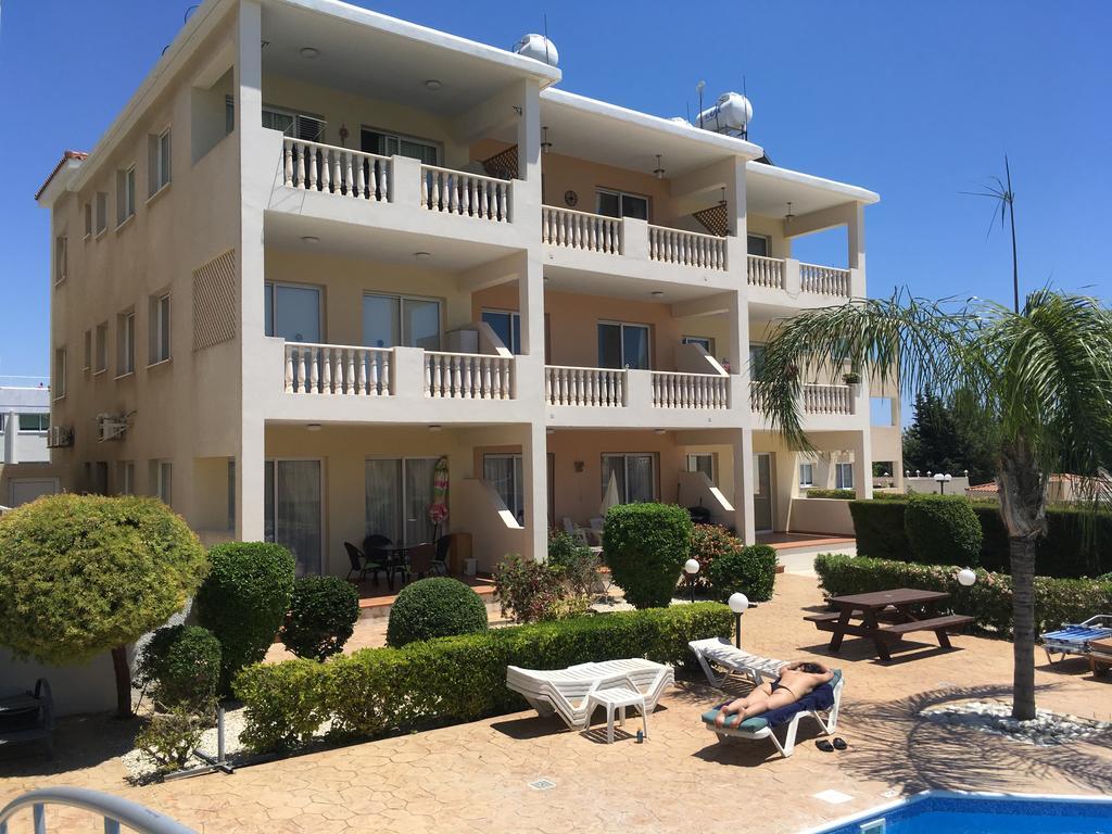 Appartement Diana Gardens à Paphos Extérieur photo