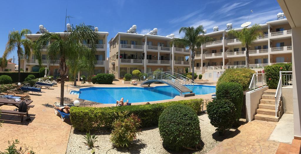 Appartement Diana Gardens à Paphos Extérieur photo