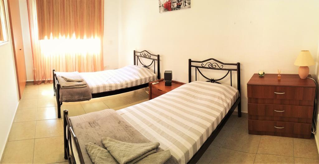 Appartement Diana Gardens à Paphos Extérieur photo