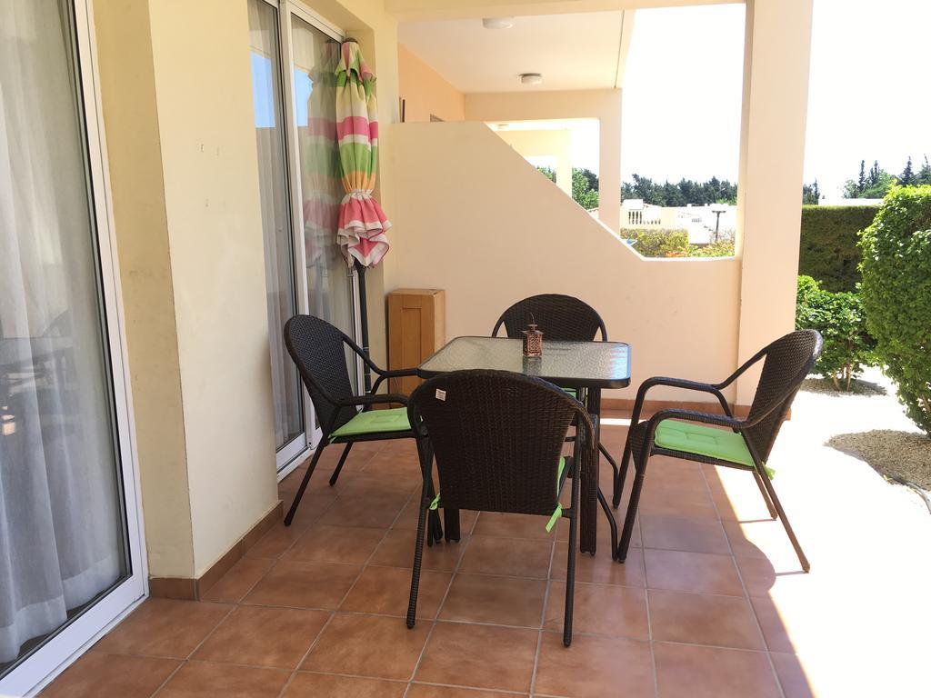 Appartement Diana Gardens à Paphos Extérieur photo